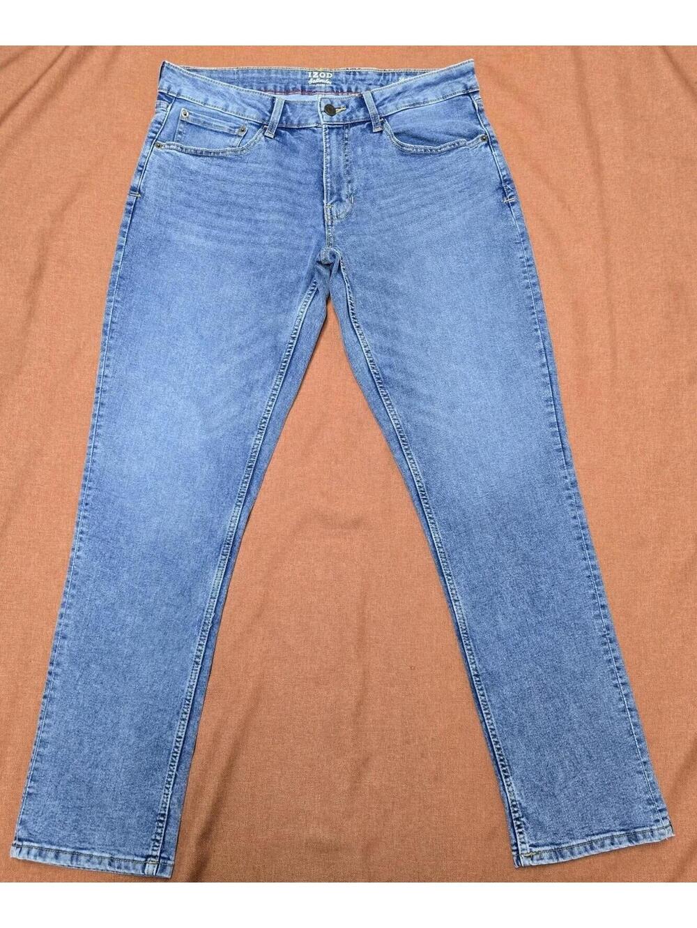 IZOD Saltwater Jeans Men’s 34x32 Straight Fit Light Blue Denim New No Tags